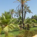 700 Metros De La Playa 別荘 *